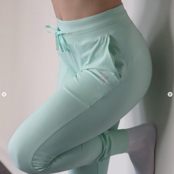 First Health | FLEX LOUNGE JOGGERS | Pistachio - Picture 4 of 8